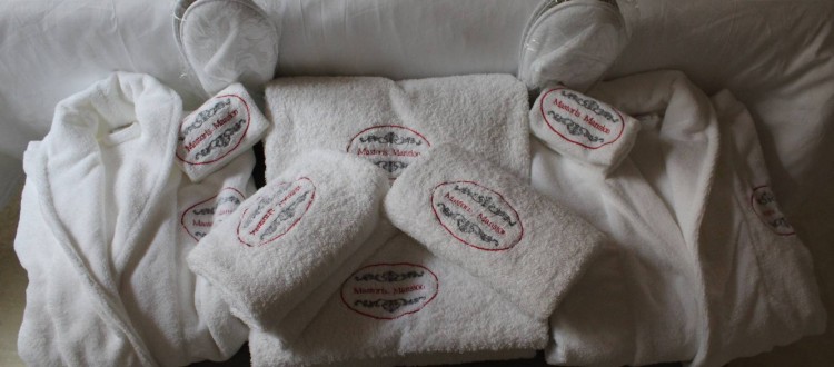 Mastoris Mansion Bathroom Towels, Bathrobes & Slippers